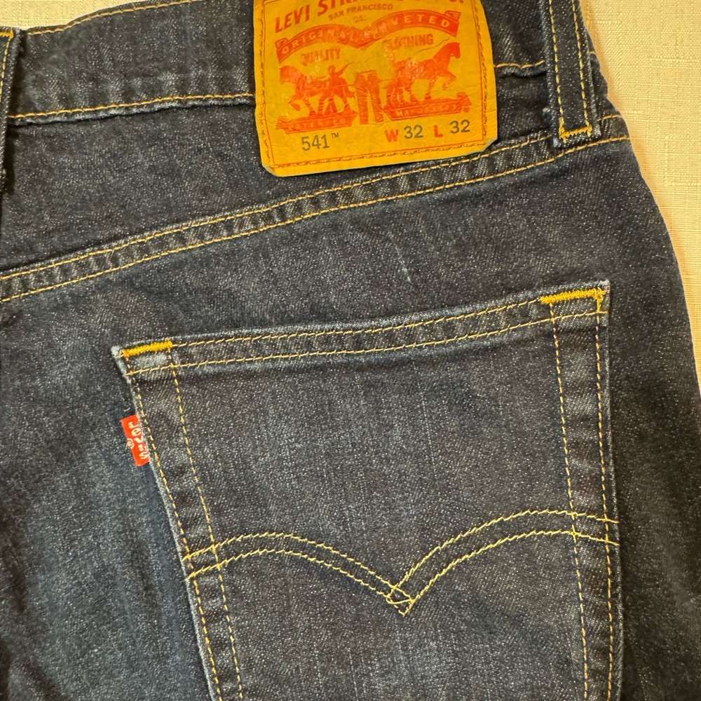 Levi's Men's Dark Blue Slim Straight Jeans